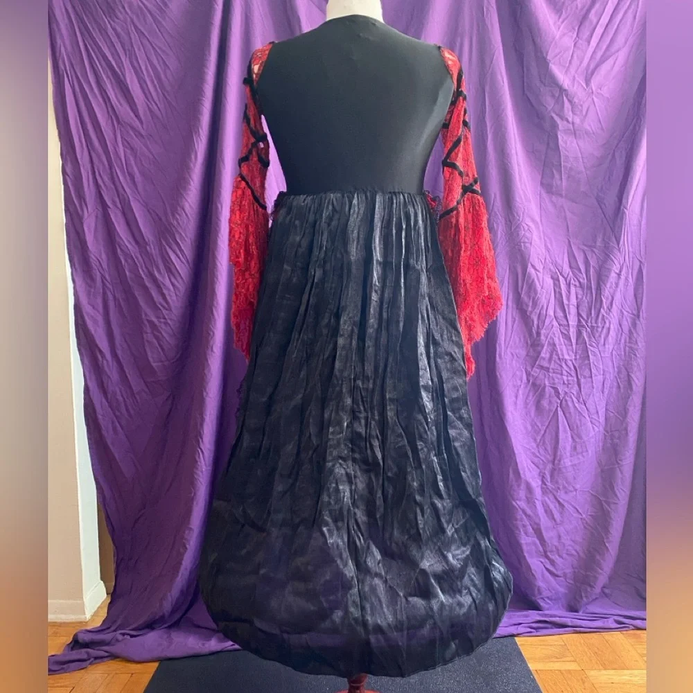Child Gothic Victorian Vampire Dress from Princess Paradise. Size M(8).